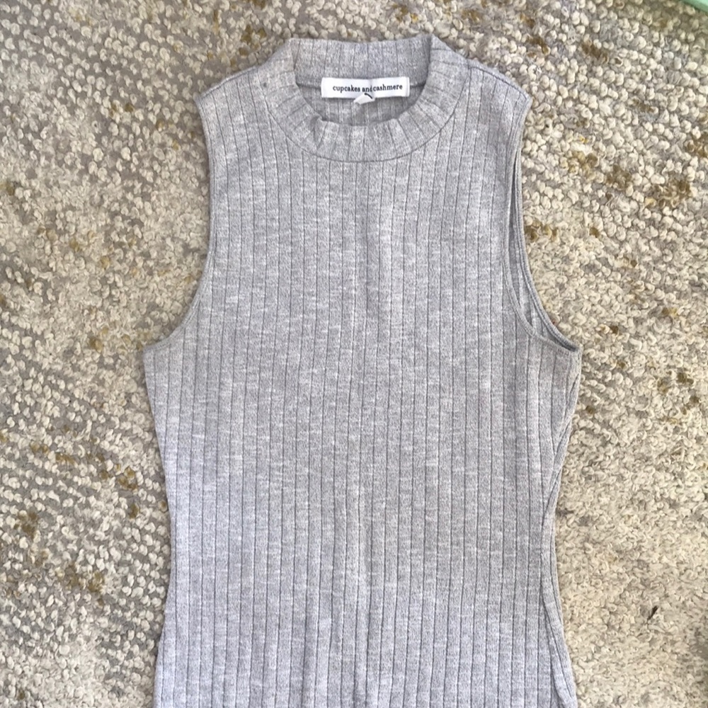 Cupcakes and cashmere mock neck maternity dress xs